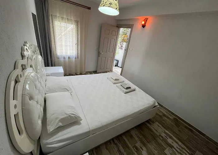 Center 1plus1 For 4 People Stone Building - Citak Mansions דירה *